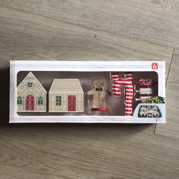 Target | Holiday | Target Bullseye Tiered Tray Prop Gingerbread House ...